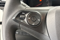 valkoinen Opel Combo 2022 kuva 17.