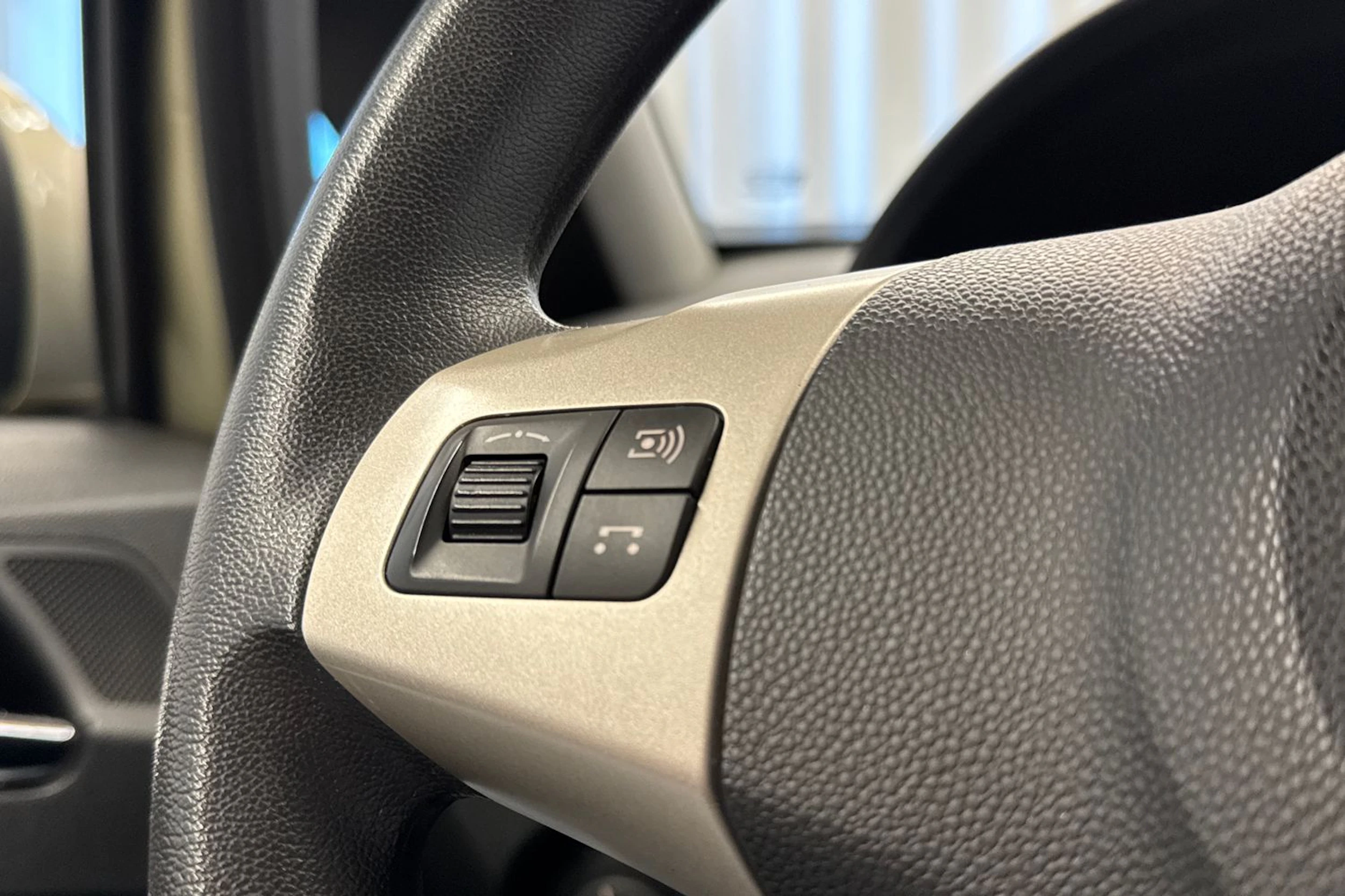 ruskea (beige) Opel Corsa 2007 kuva 20.