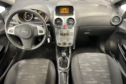 valkoinen Opel Corsa 2012 kuva 9.