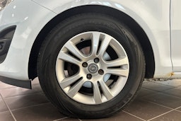 valkoinen Opel Corsa 2012 kuva 11.