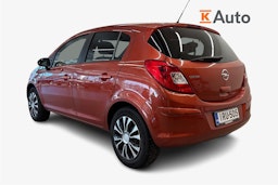 punainen Opel Corsa 2012 kuva 2.