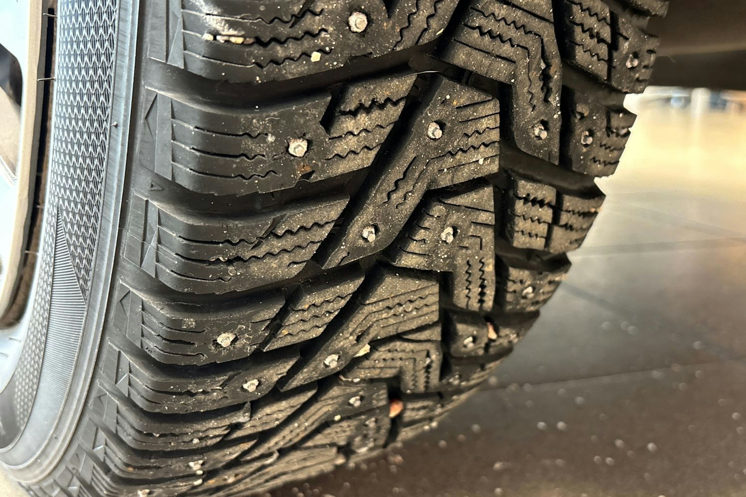 punainen Opel Corsa 2012 kuva 18.