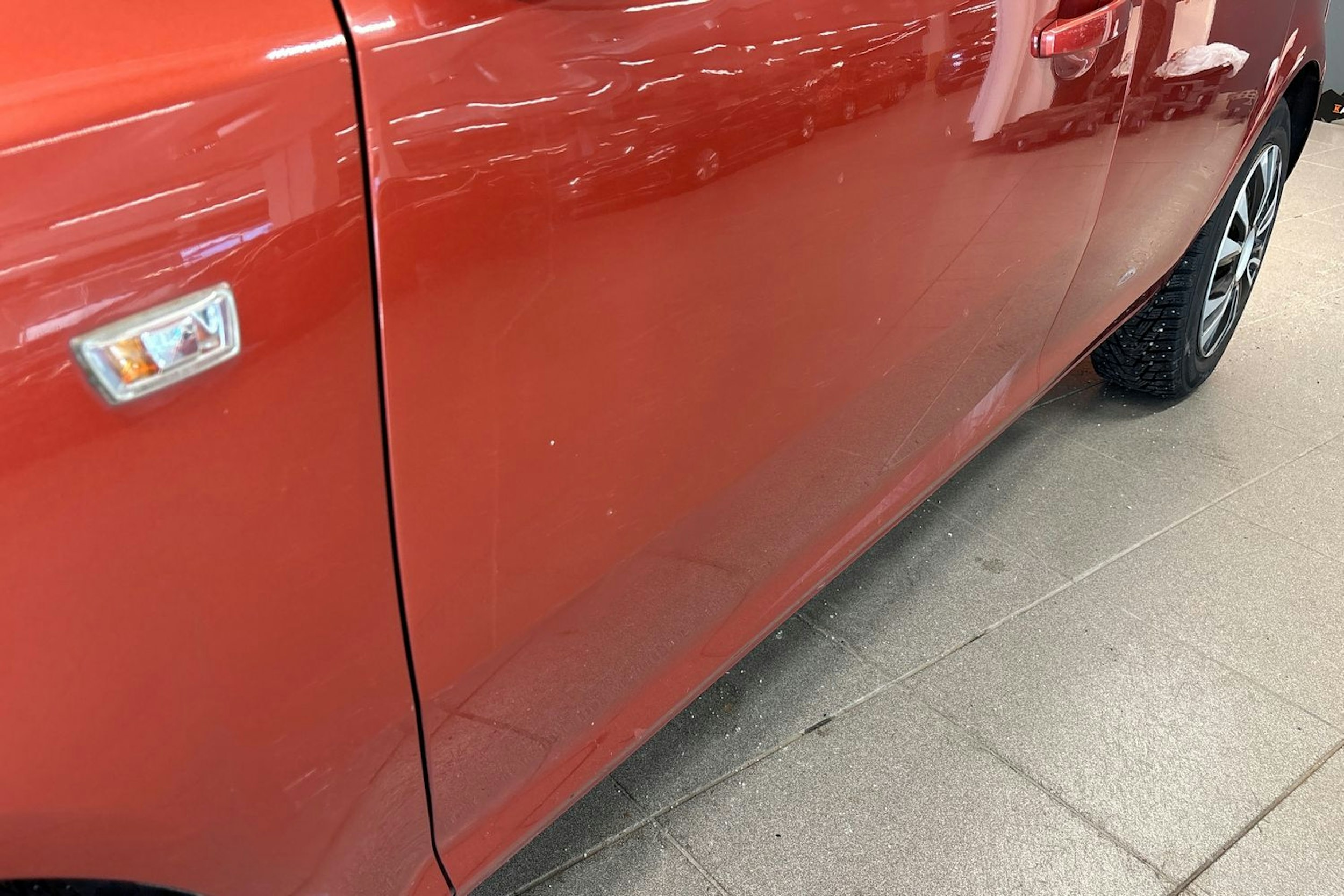 punainen Opel Corsa 2012 kuva 20.