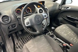 musta Opel Corsa 2012 kuva 3.