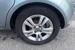 Harmaa Opel CORSA 2012 kuva 10.