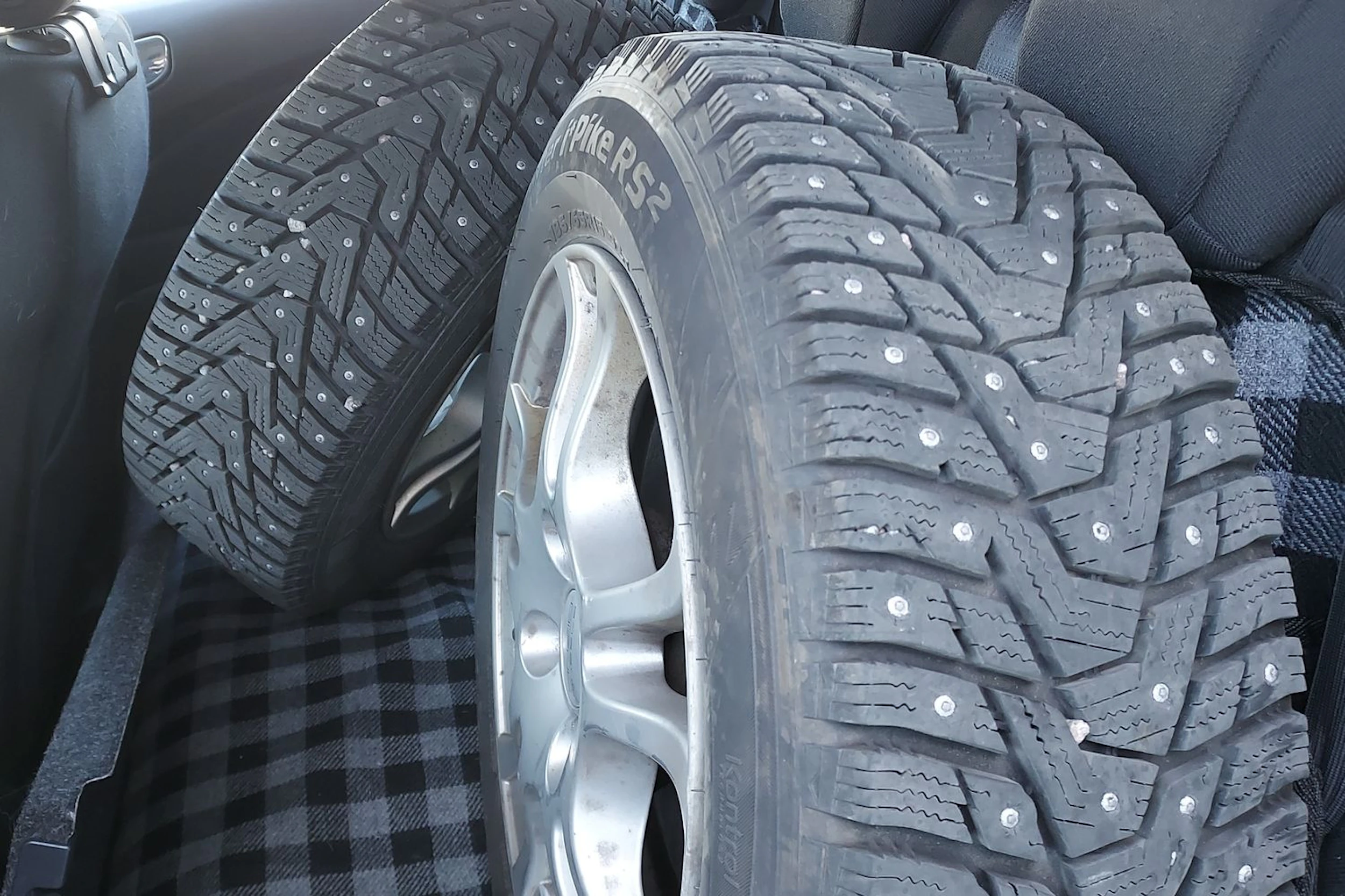 musta Opel Corsa 2013 kuva 5.