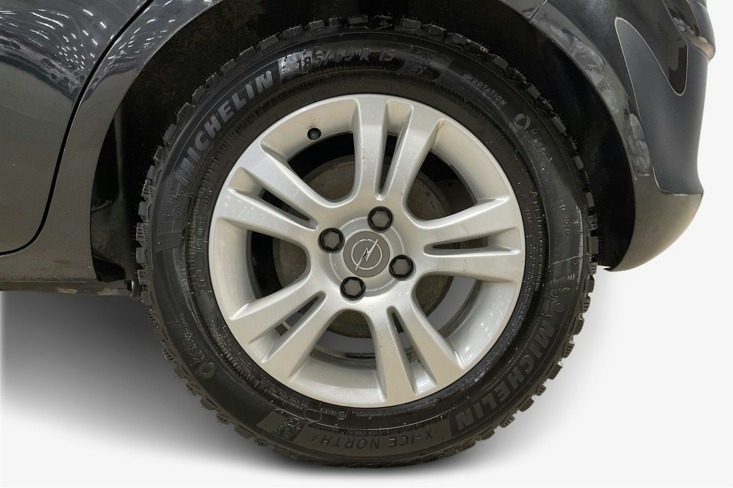 musta Opel Corsa 2013 kuva 9.