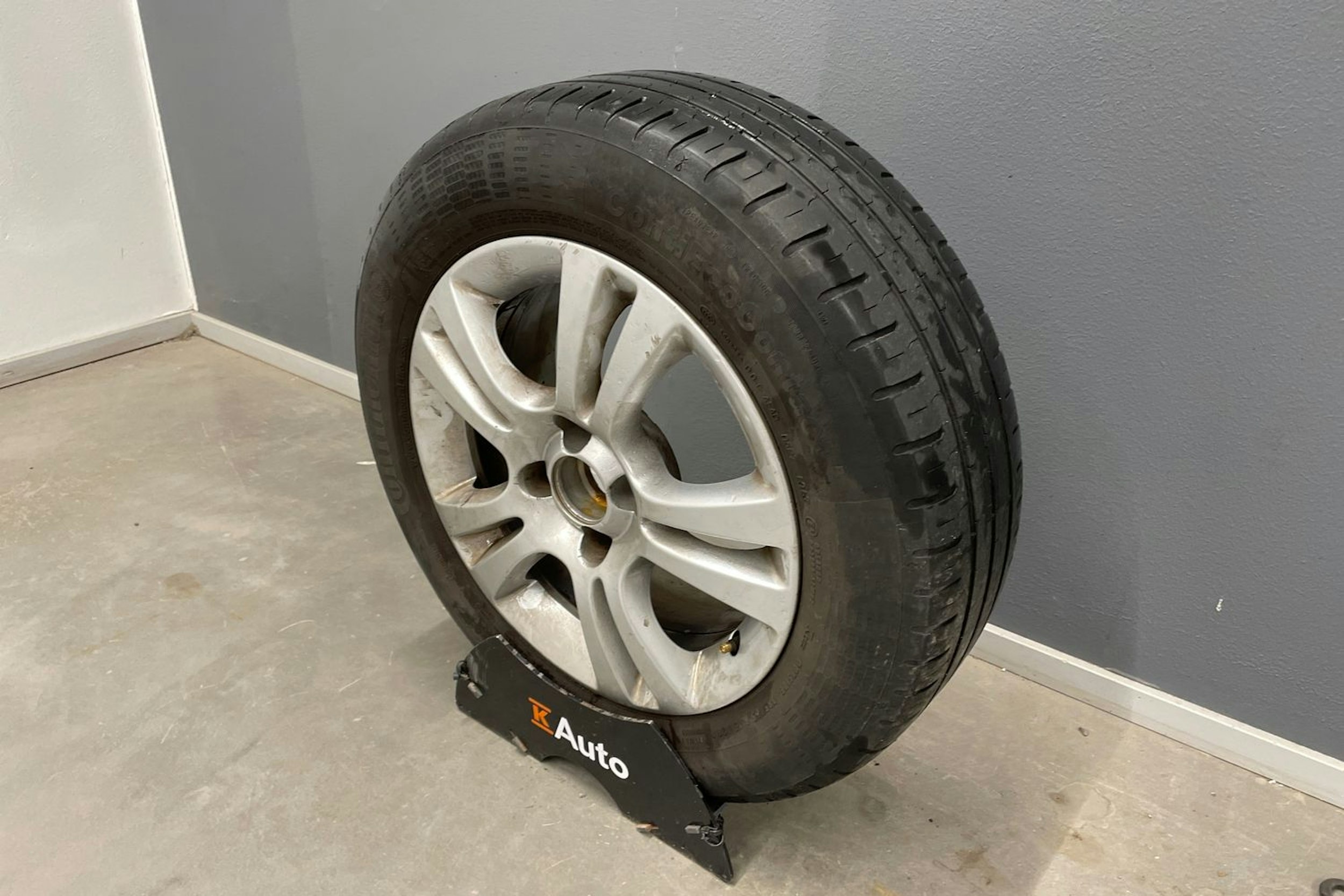 musta Opel Corsa 2013 kuva 11.