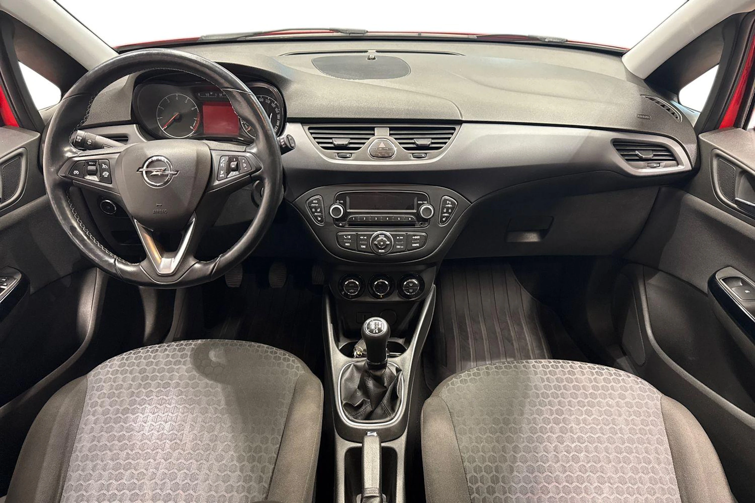punainen Opel Corsa 2015 kuva 9.
