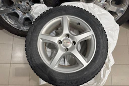 punainen Opel Corsa 2015 kuva 13.