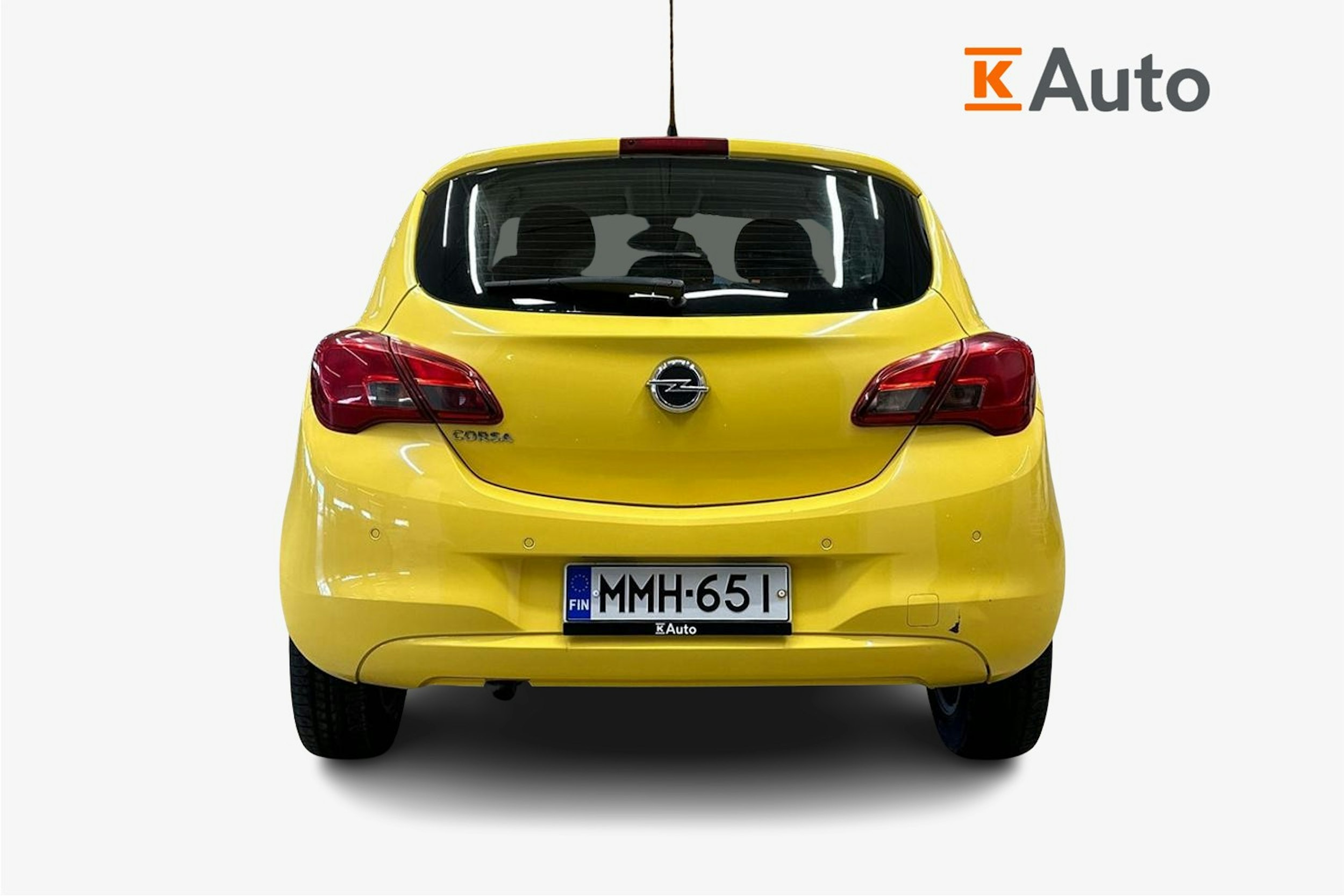 keltainen Opel Corsa 2015 kuva 3.