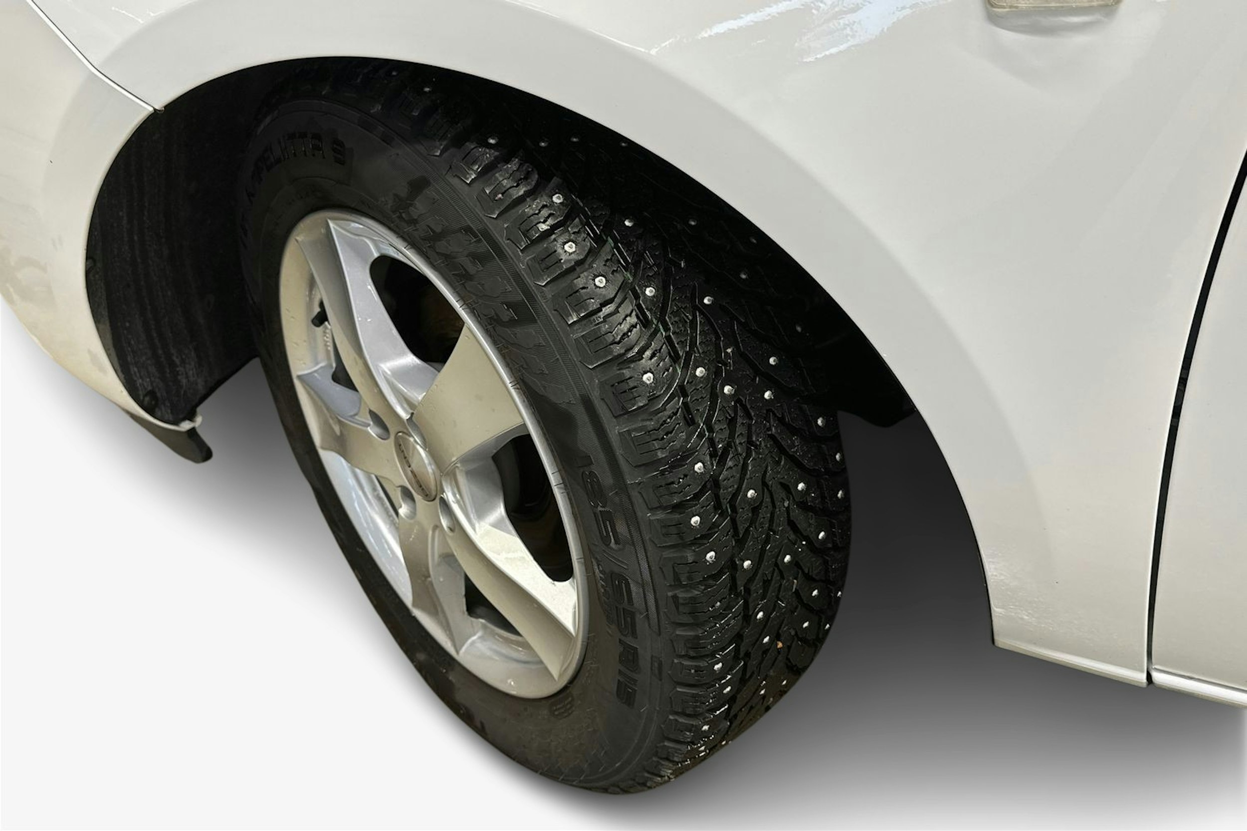 valkoinen Opel Corsa 2016 kuva 11.