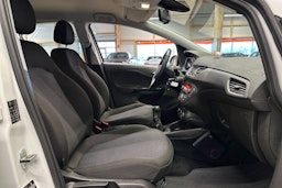 valkoinen Opel Corsa 2016 kuva 14.