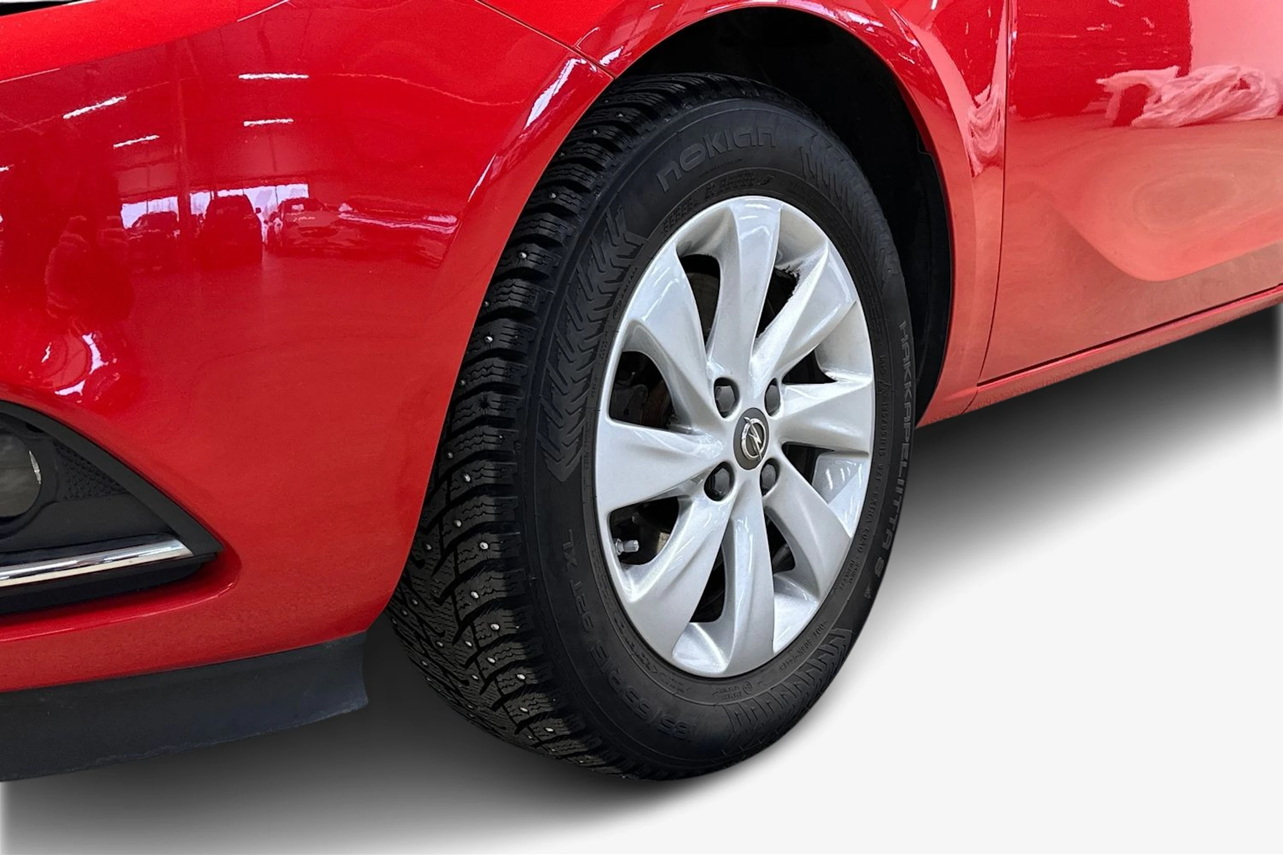 punainen Opel Corsa 2016 kuva 11.