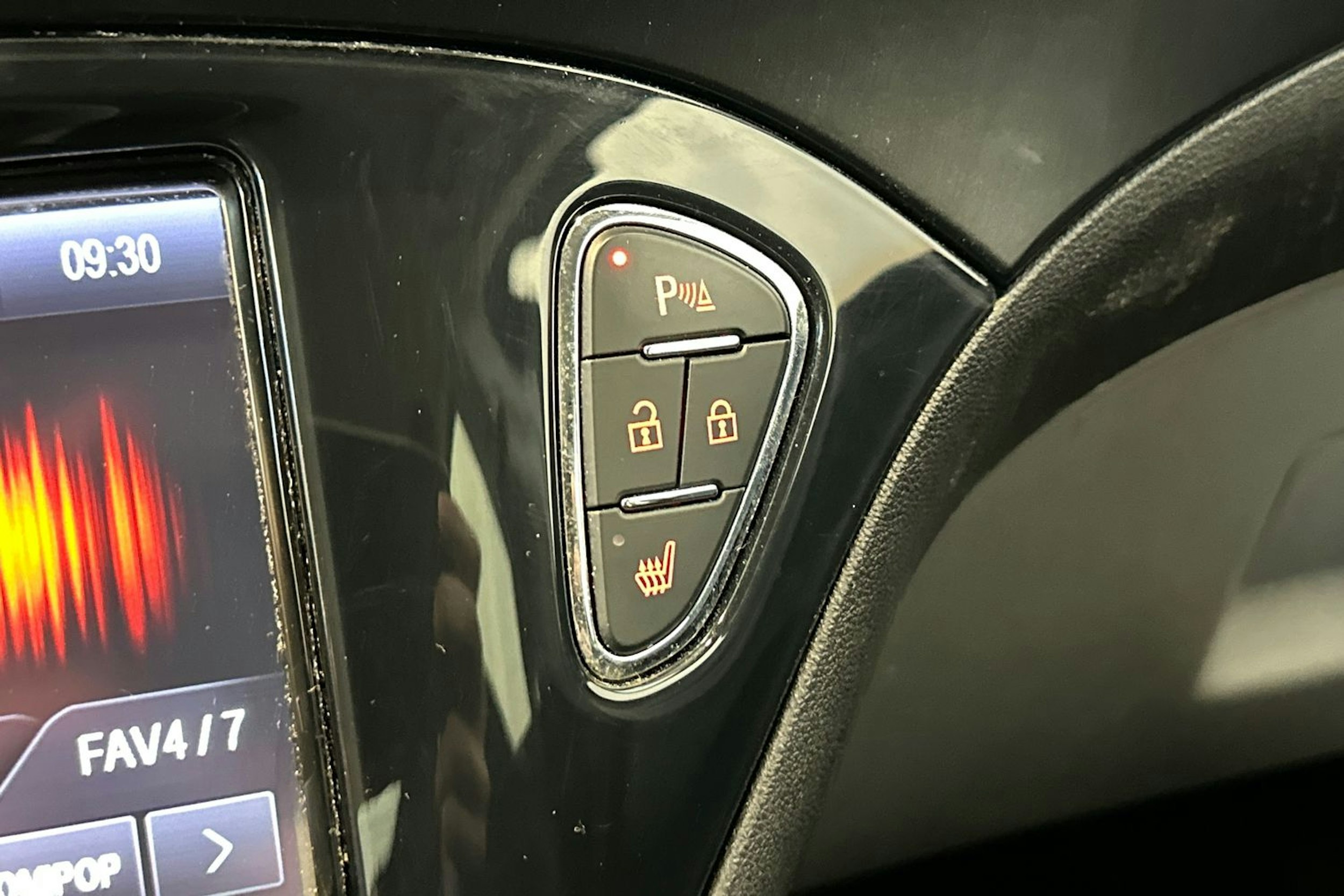 musta Opel Corsa 2016 kuva 24.