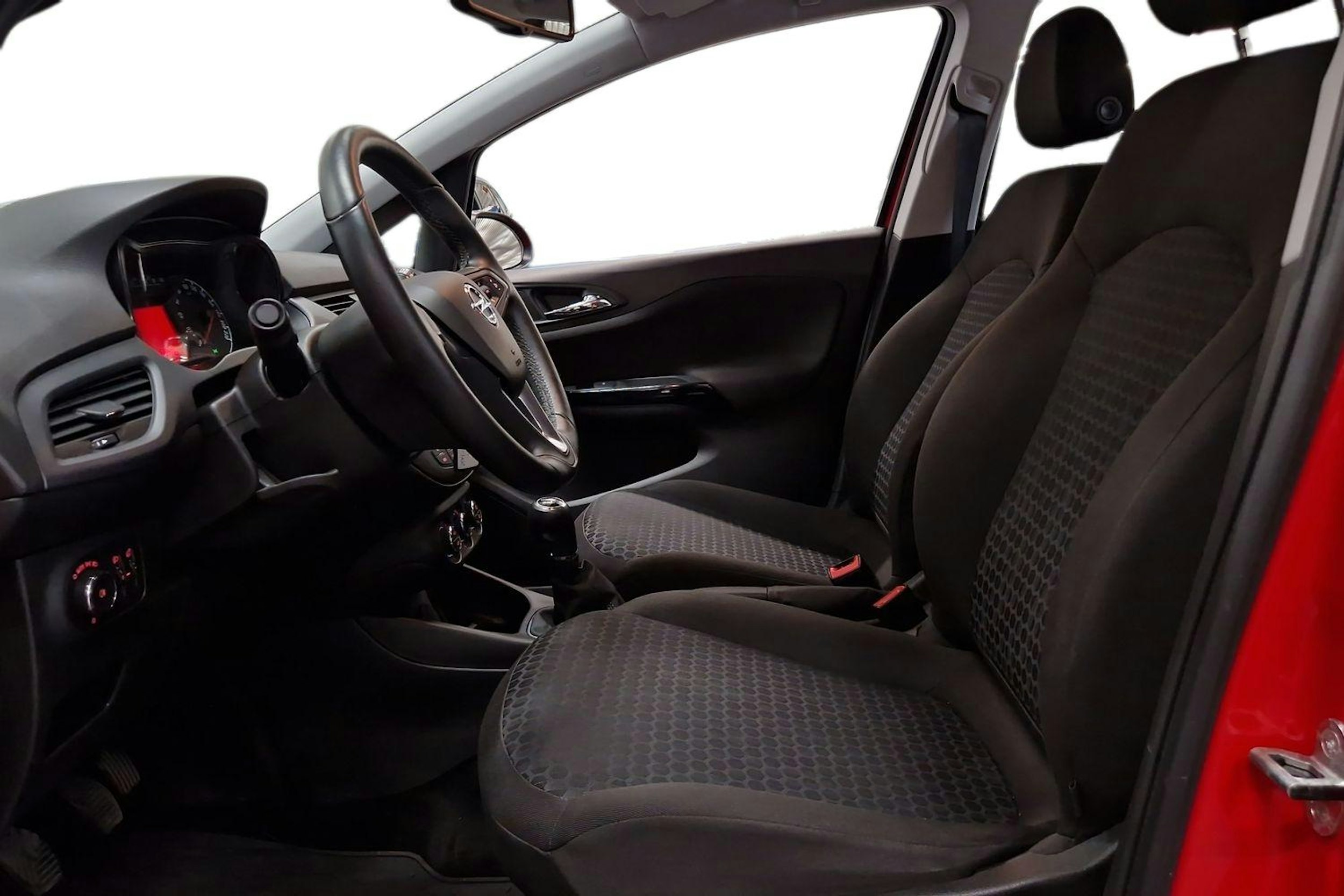 Punainen Opel CORSA 2016 kuva 10.