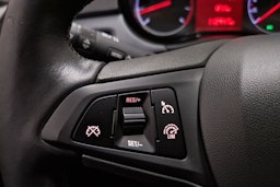 Punainen Opel CORSA 2016 kuva 15.