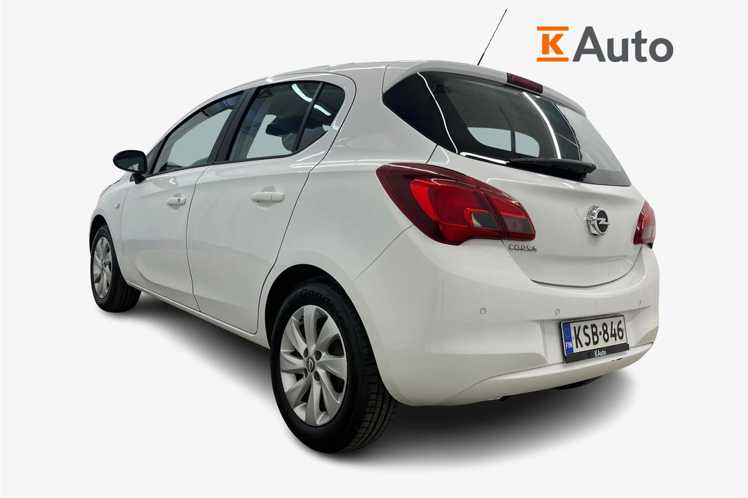 Valkoinen Opel CORSA 2016 kuva 3.