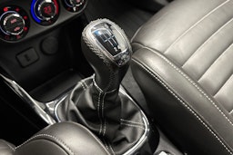 harmaa Opel Corsa 2016 kuva 16.