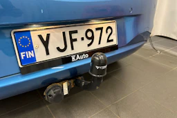sininen Opel Corsa 2016 kuva 13.