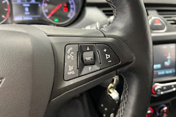 sininen Opel Corsa 2016 kuva 17.