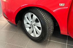 punainen Opel Corsa 2016 kuva 13.