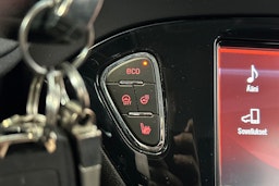 punainen Opel Corsa 2016 kuva 24.