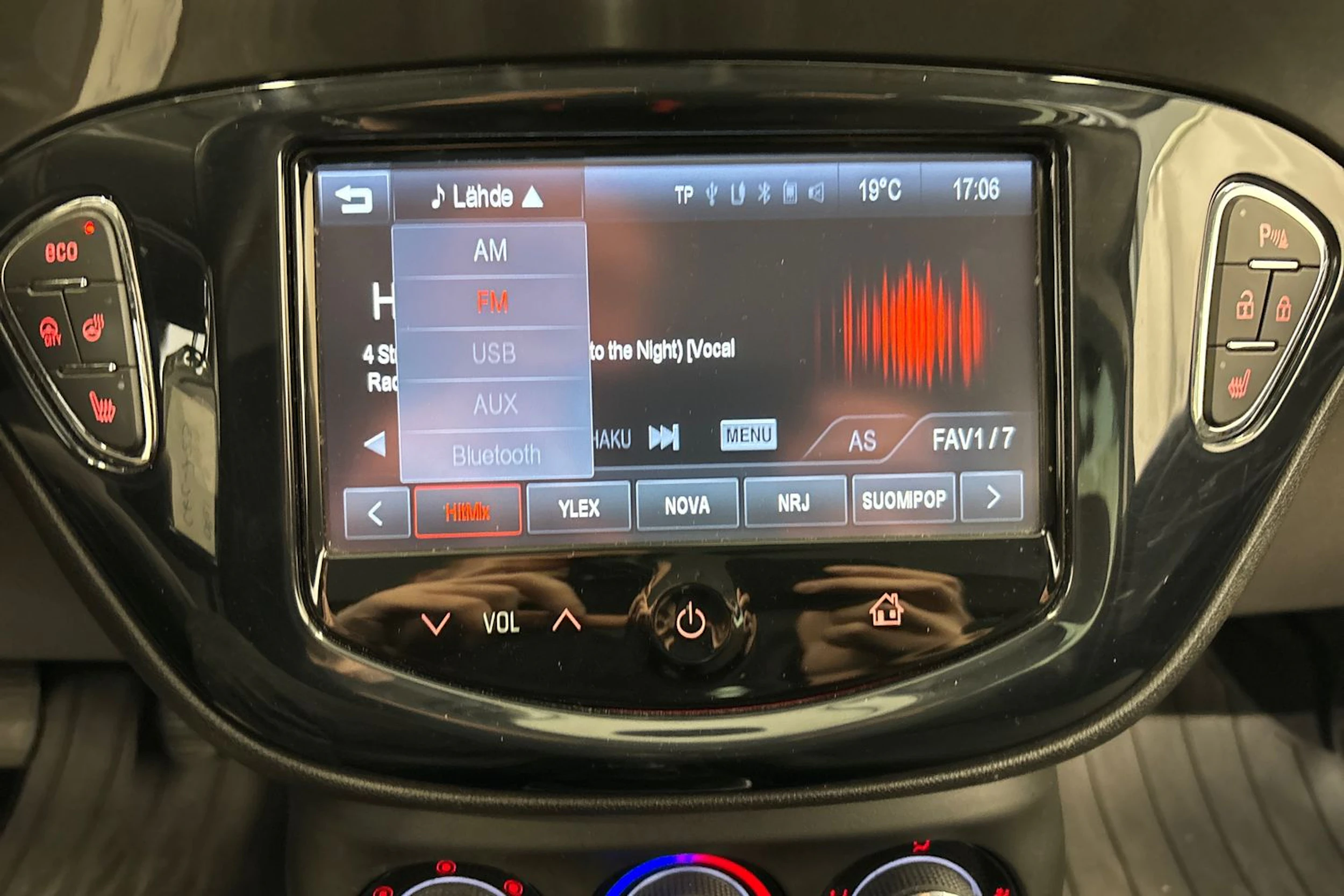 musta Opel Corsa 2017 kuva 21.