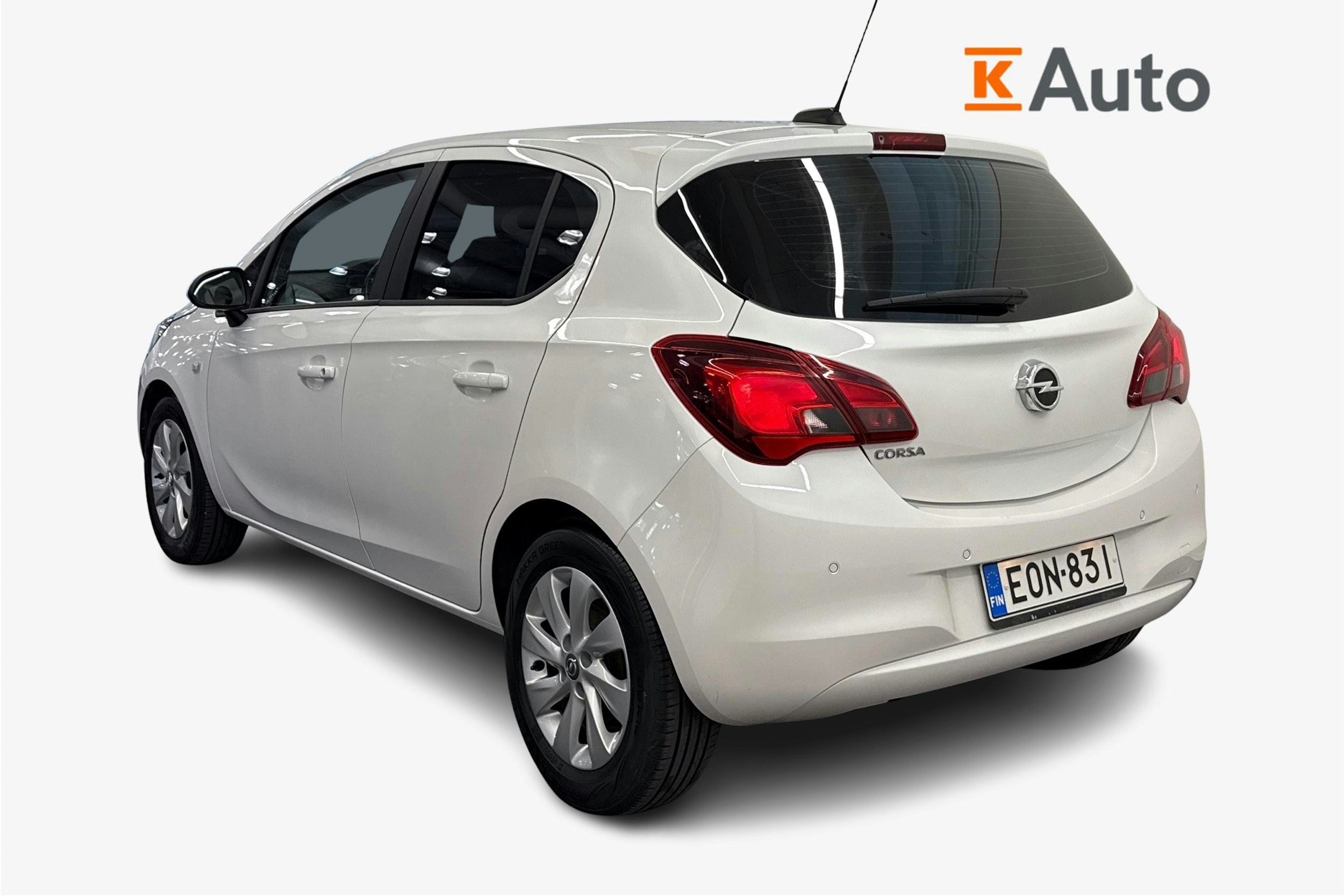valkoinen Opel Corsa 2017 kuva 2.
