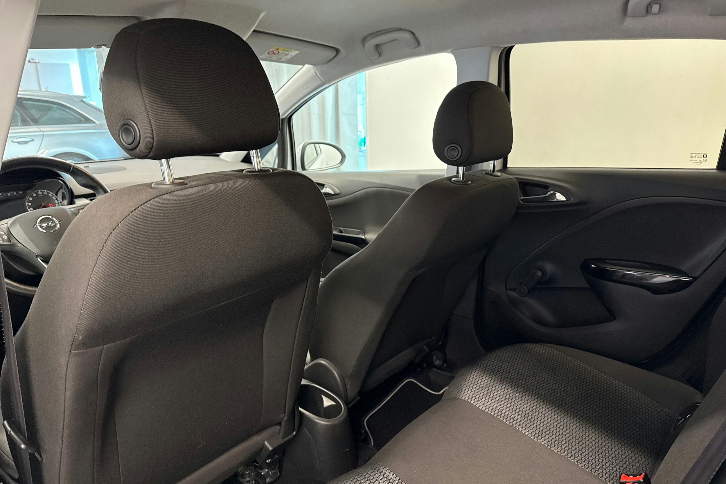 valkoinen Opel Corsa 2017 kuva 14.