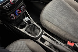 valkoinen Opel Corsa 2017 kuva 25.
