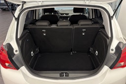 valkoinen Opel Corsa 2017 kuva 32.