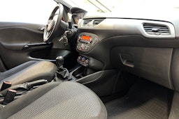 punainen Opel Corsa 2017 kuva 18.