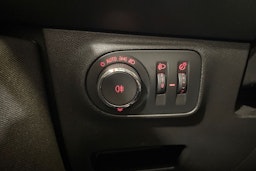 sininen Opel Corsa 2018 kuva 17.
