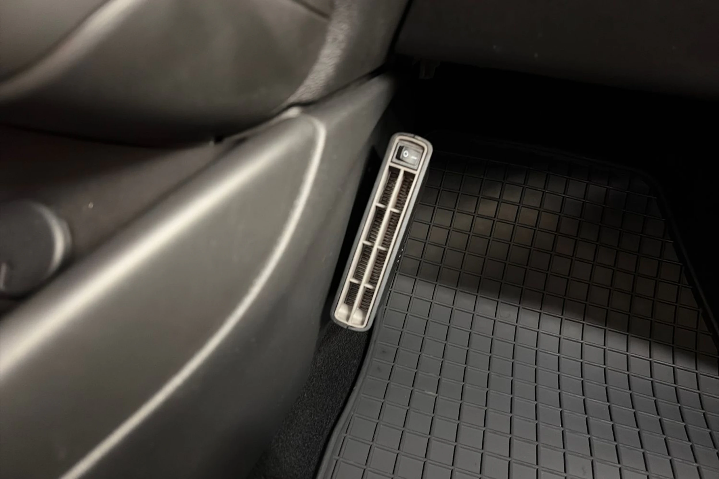 sininen Opel Corsa 2018 kuva 18.