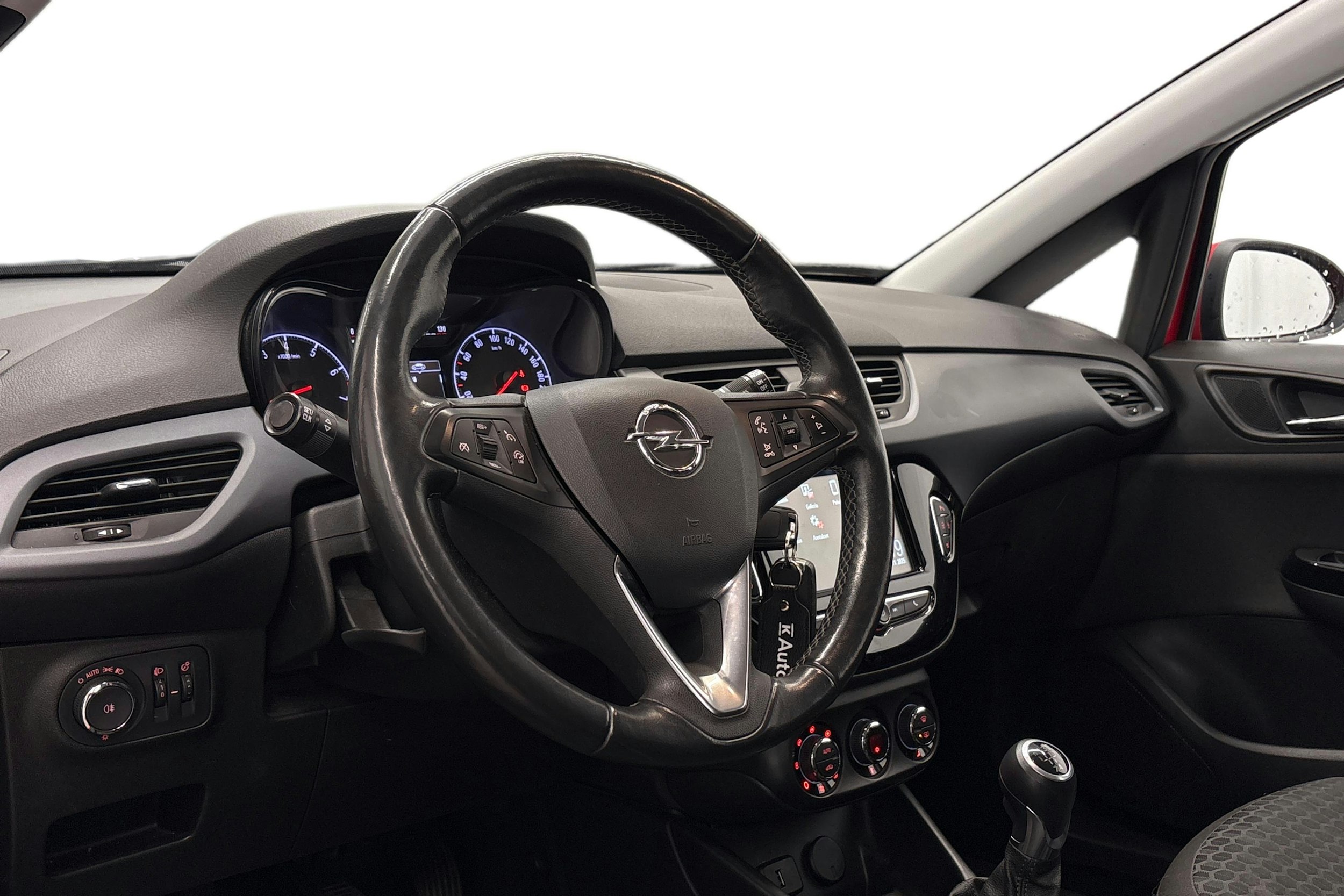 punainen Opel Corsa 2019 kuva 3.