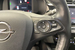 sininen Opel Corsa 2020 kuva 15.