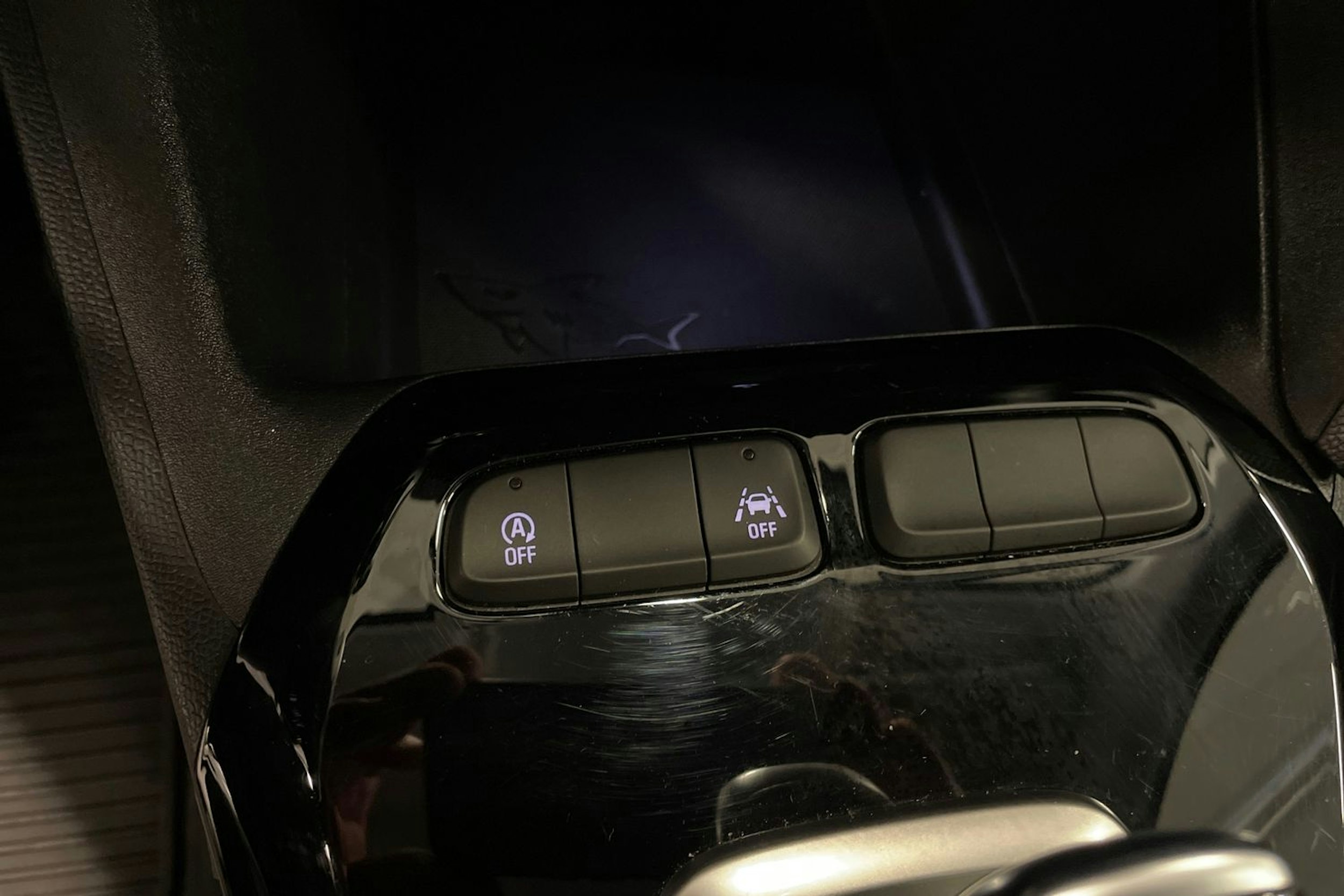 valkoinen Opel Corsa 2021 kuva 18.