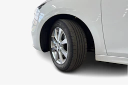 Valkoinen Opel CORSA 2021 kuva 9.