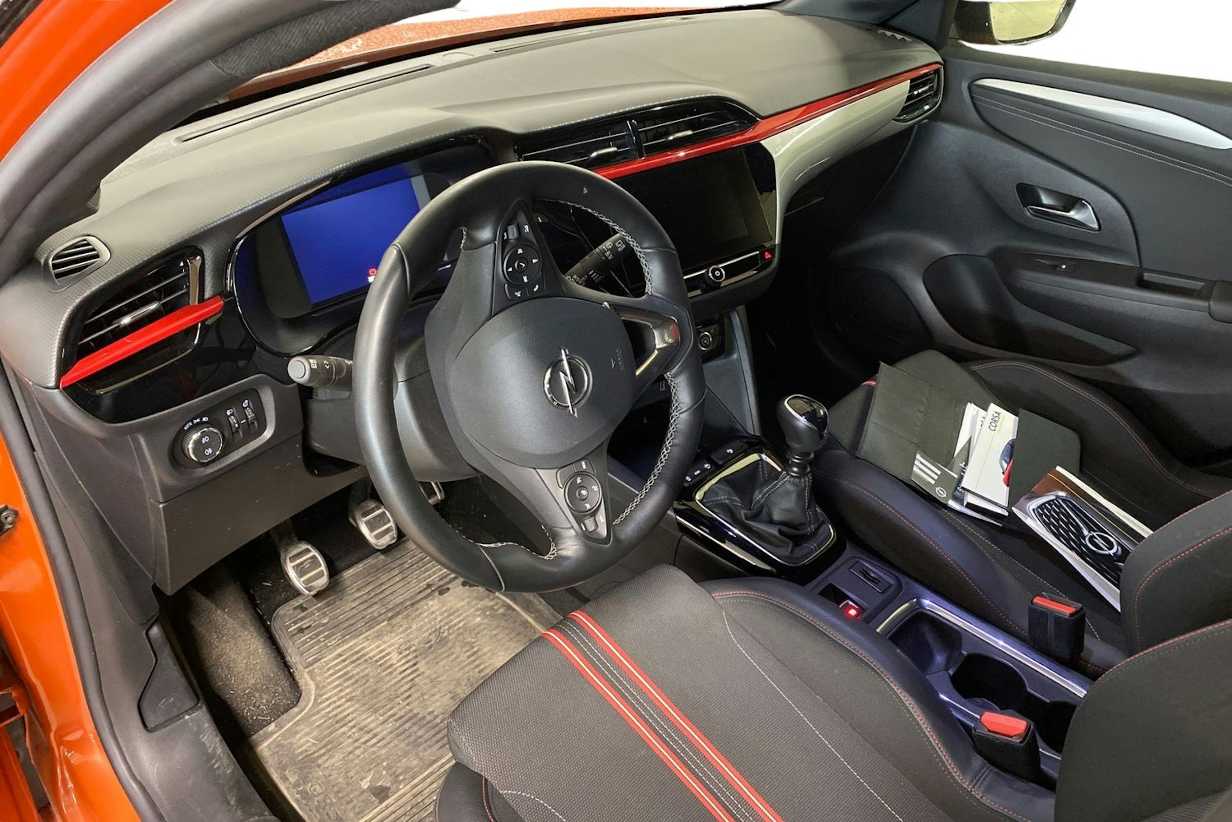met. oranssi Opel Corsa 2021 kuva 3.
