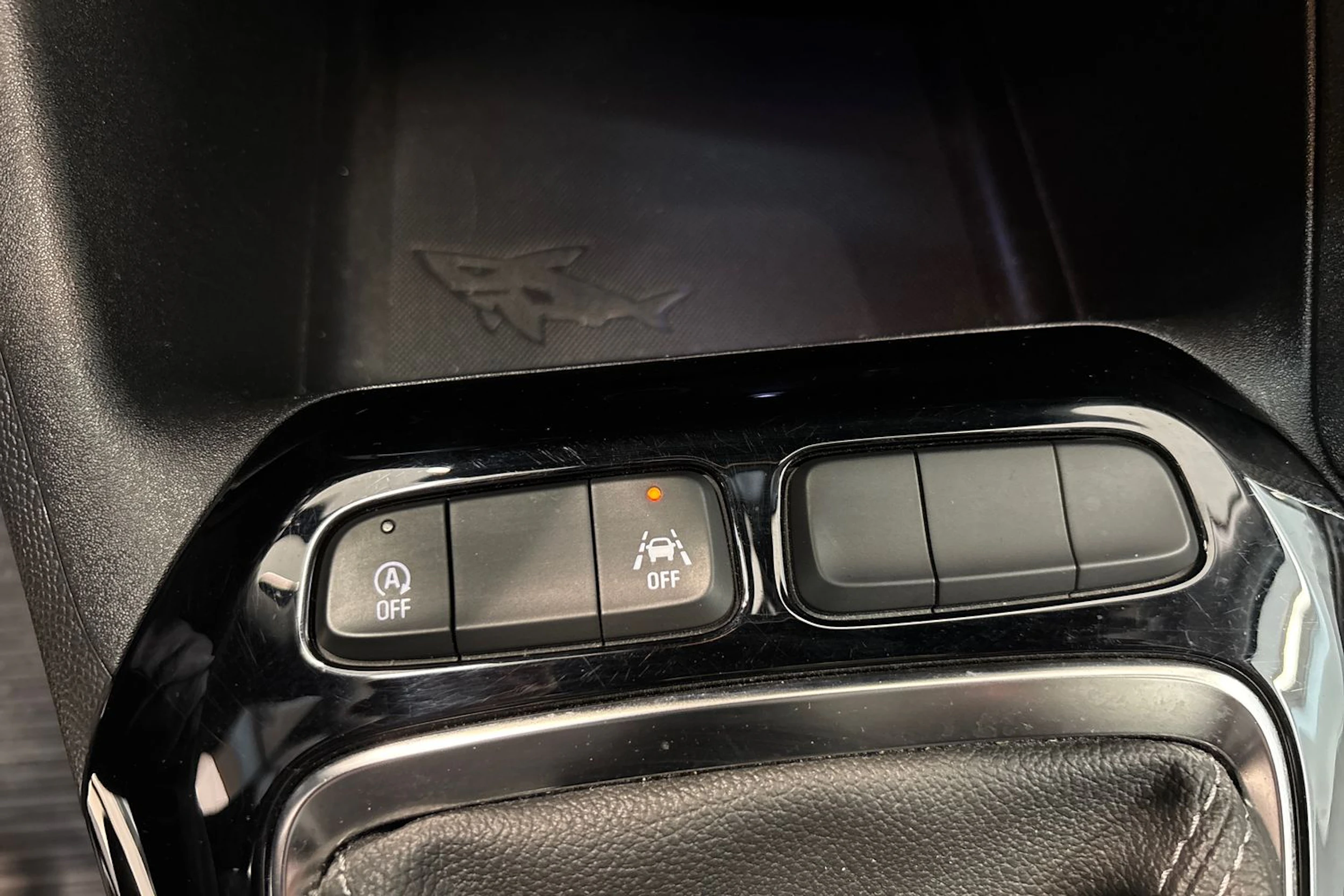 Punainen Opel CORSA 2022 kuva 19.