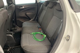 Valkoinen Opel Crossland 2021 kuva 10.