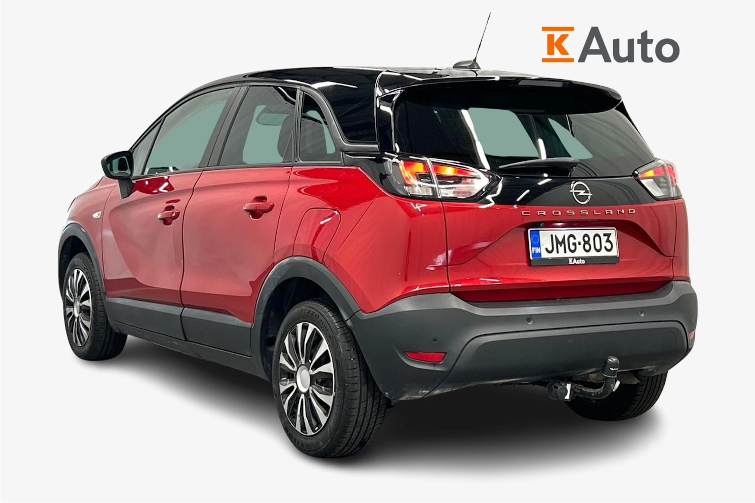 punainen Opel Crossland 2021 kuva 2.