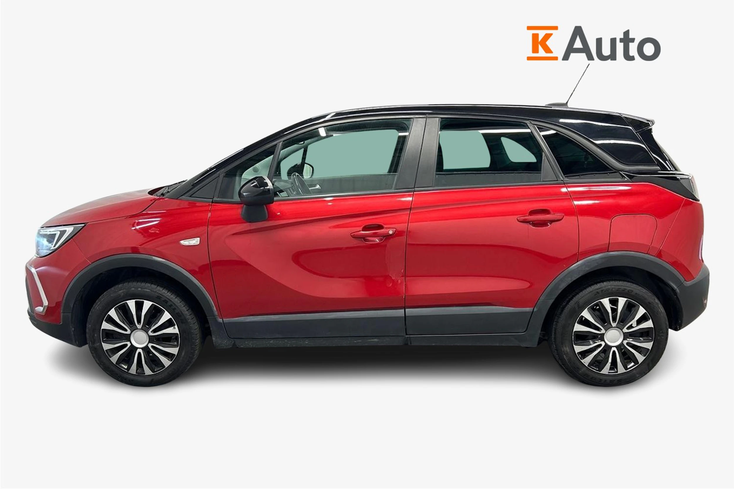 punainen Opel Crossland 2021 kuva 5.