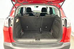 punainen Opel Crossland 2021 kuva 12.