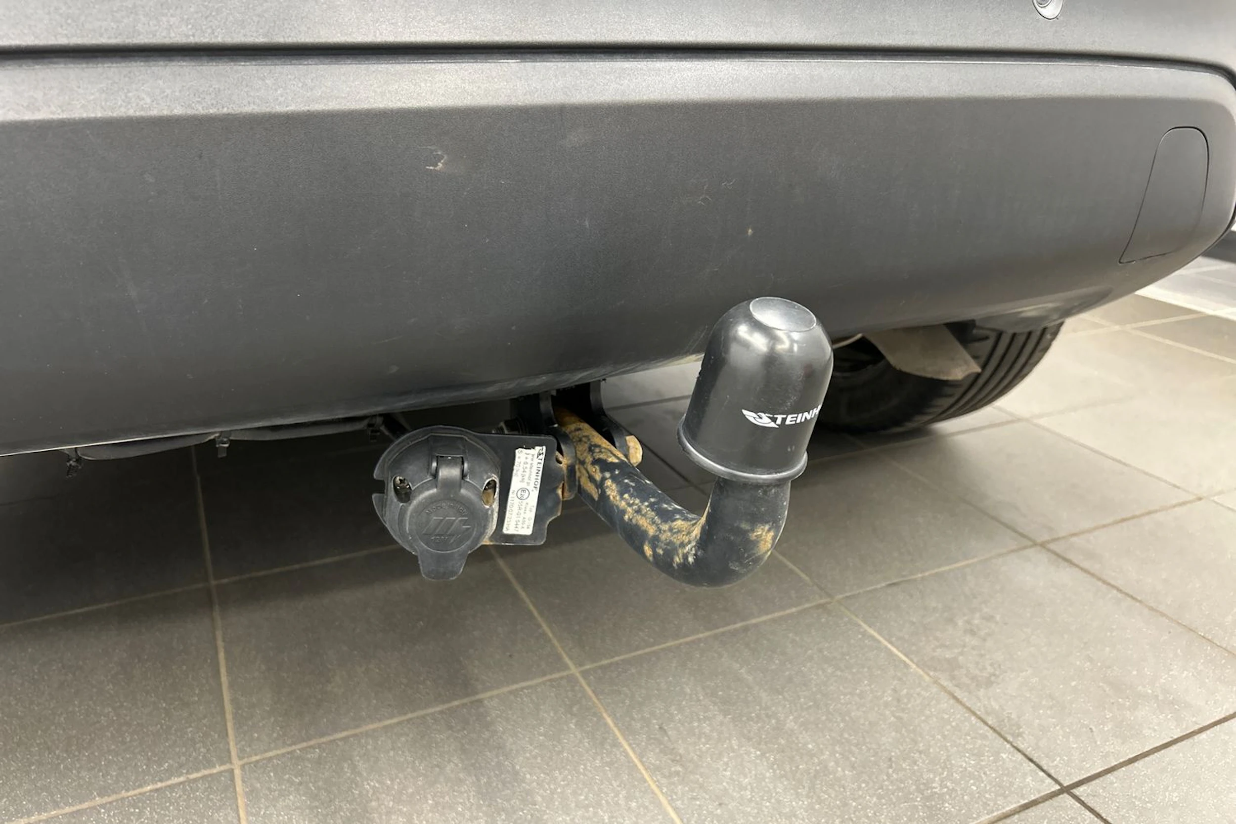 punainen Opel Crossland 2021 kuva 13.