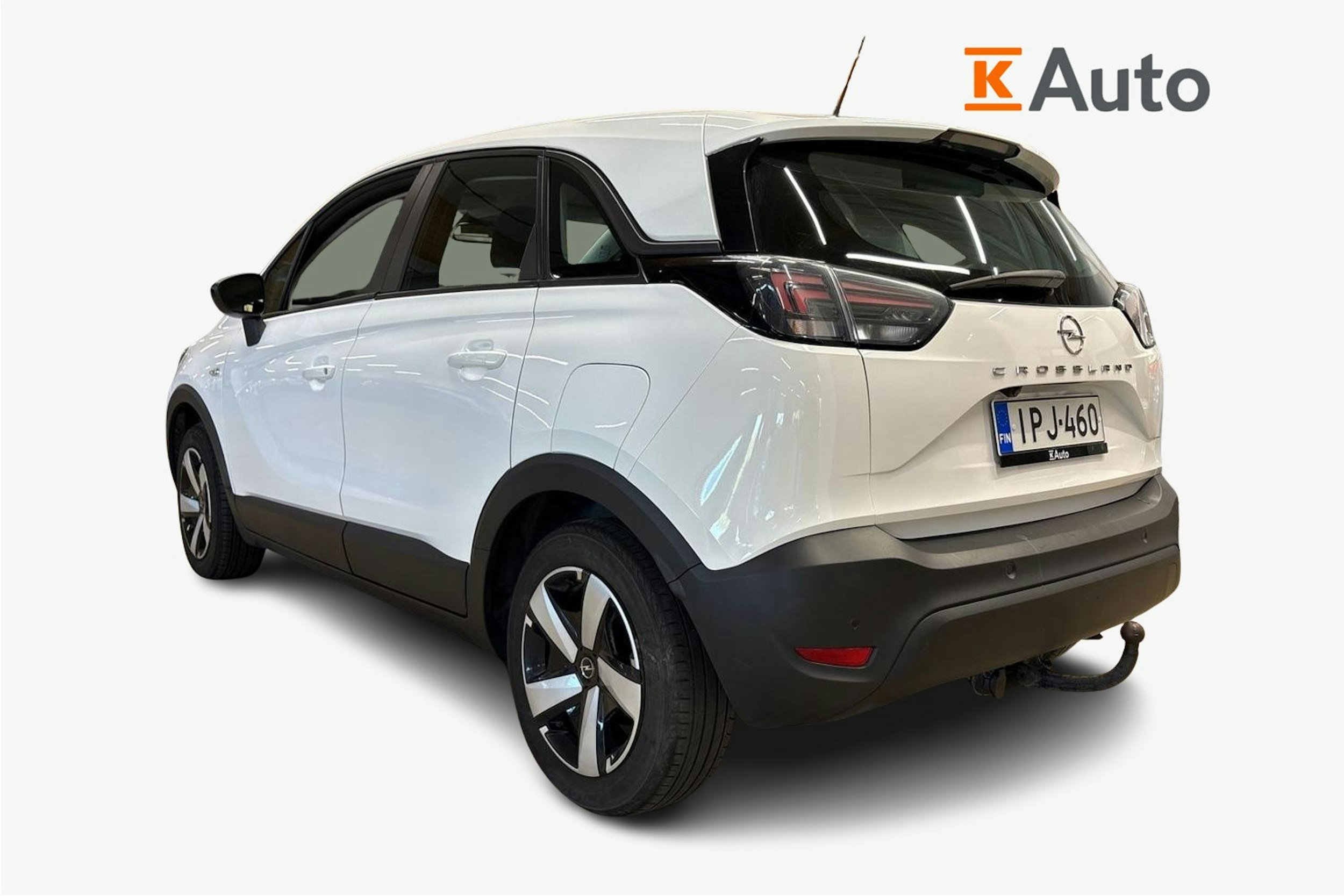 valkoinen Opel Crossland 2022 kuva 2.