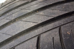 valkoinen Opel Crossland 2022 kuva 10.