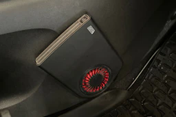 punainen Opel Crossland 2024 kuva 31.