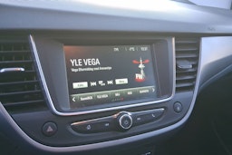 sininen Opel Crossland X 2018 kuva 14.